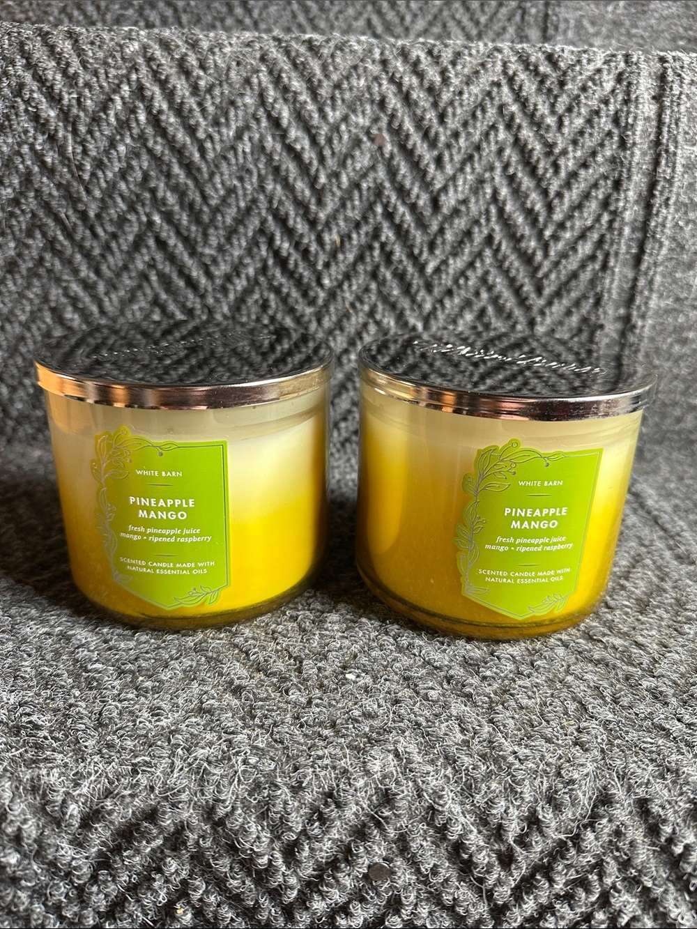 White Barn Pineapple Mango 3 Wick Candle
